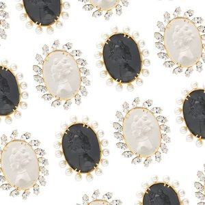 ISO fenty cameo jewelry
